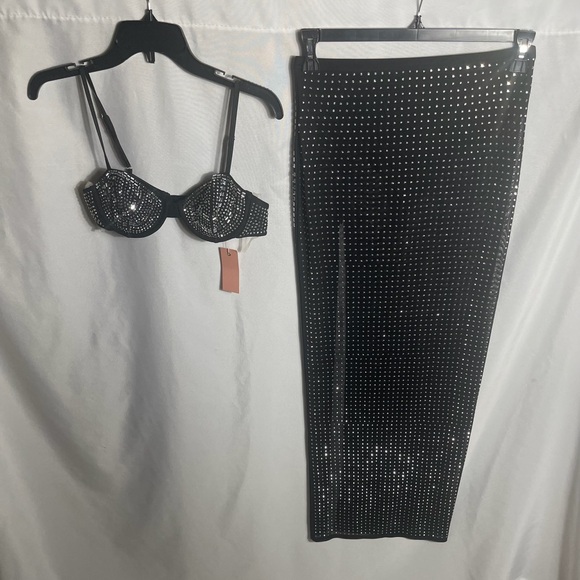 Hot & Delicious Dresses & Skirts - Hot & Delicious Rhinestone Crystal 2pc Set Black Maxi Skirt L NWT